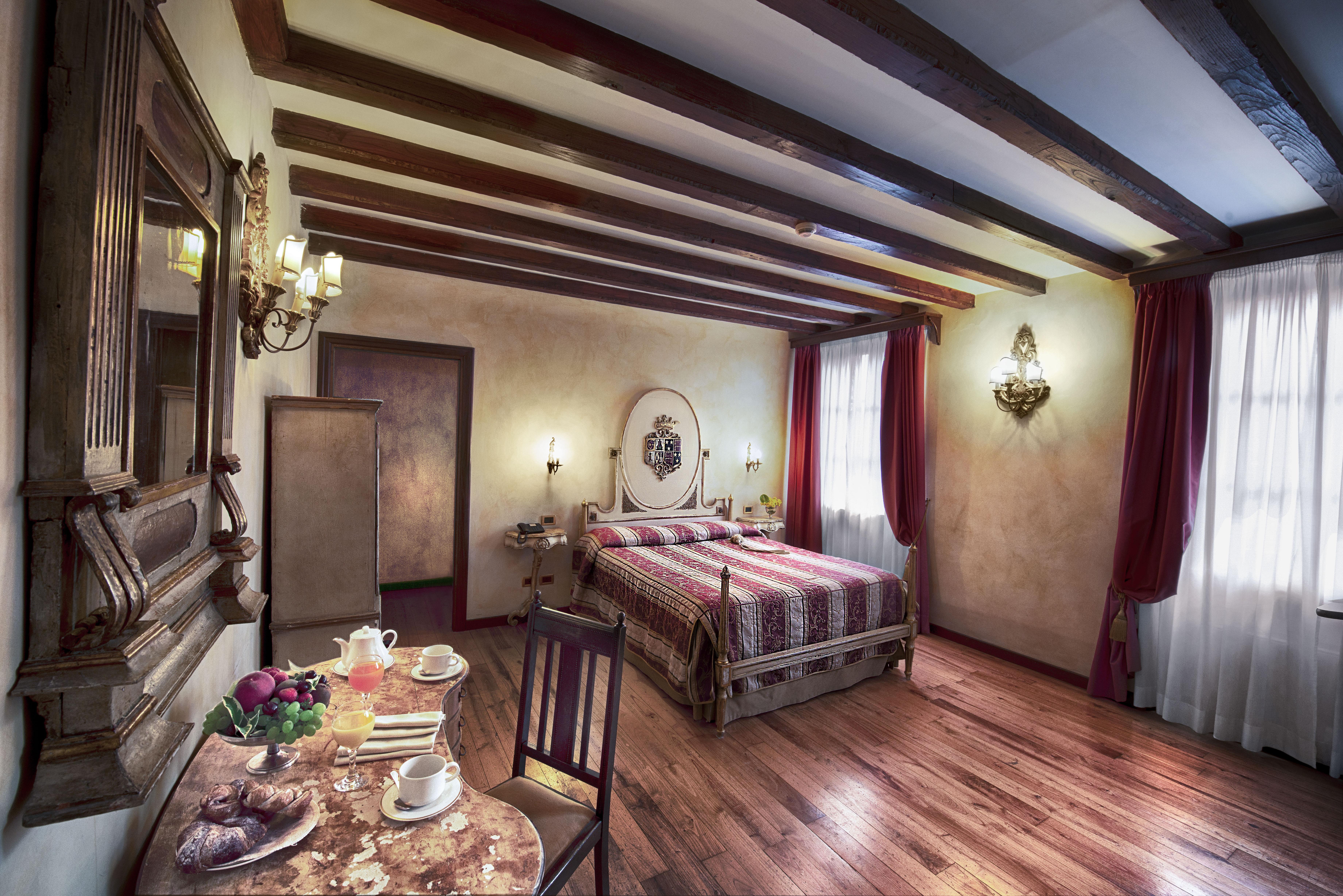 Castello Della Castelluccia Hotel Rome Exterior photo