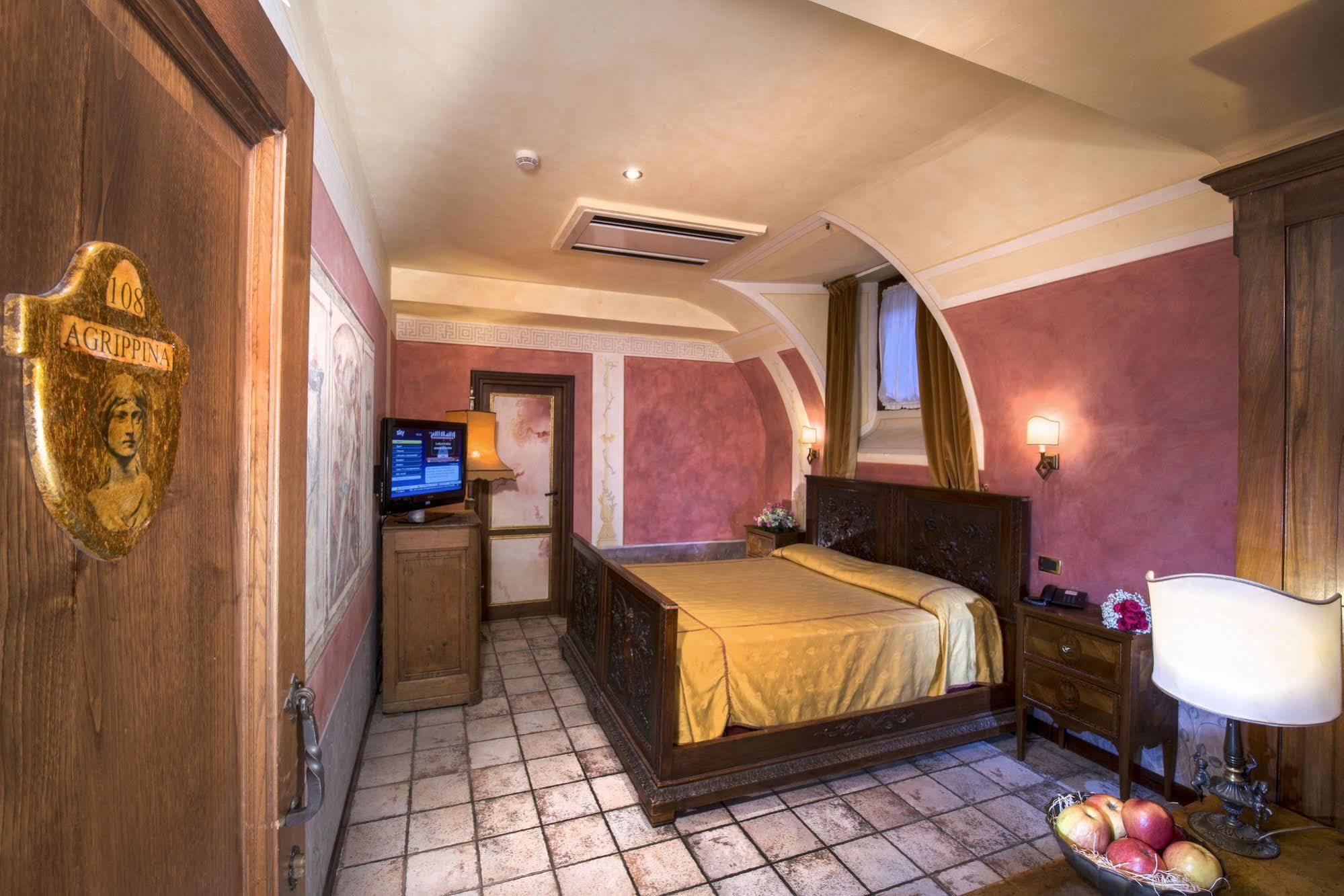 Castello Della Castelluccia Hotel Rome Exterior photo